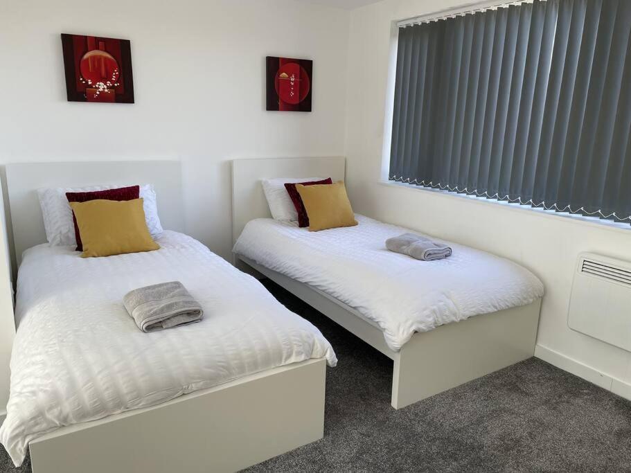 Paradigm House, Modern 2-Bedroom Duplex Apartment 2, Free Parking, Oxford Exteriér fotografie