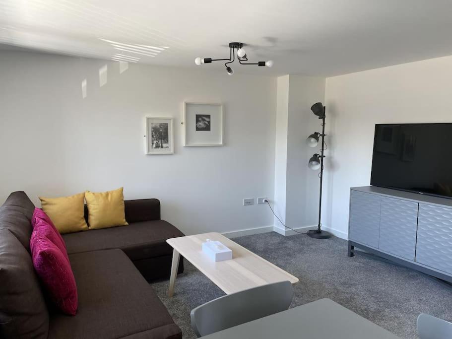 Paradigm House, Modern 2-Bedroom Duplex Apartment 2, Free Parking, Oxford Exteriér fotografie
